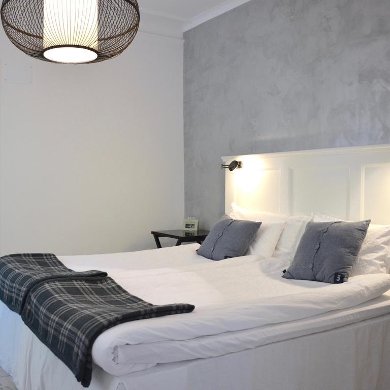 Hallfreda Hotell Endre Экстерьер фото